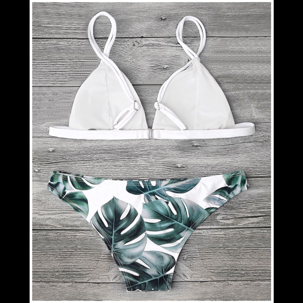 🌴Tropical leaf print bikini - Picture 2 of 5